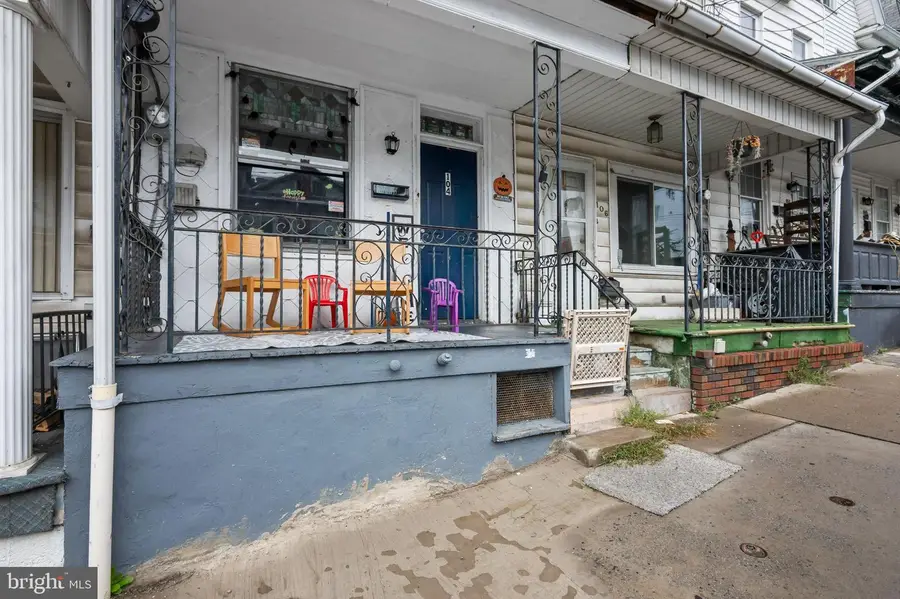 104 N Poplar St, Coal, PA 17866 - #2