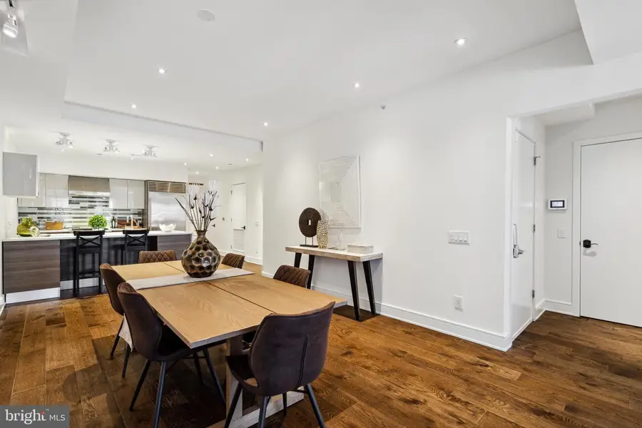 233 Chestnut St #4, Philadelphia, PA 19106 - #3