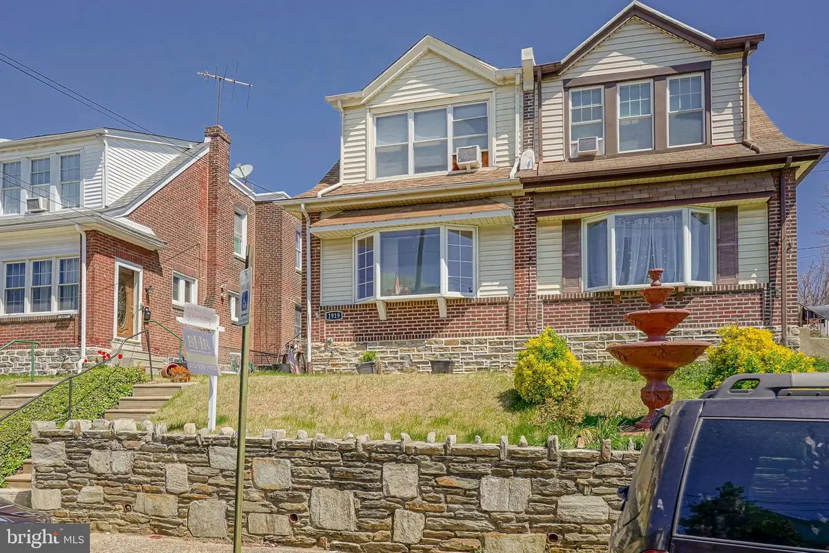 1919 Lansing St, Philadelphia, PA 19111 - Image #1