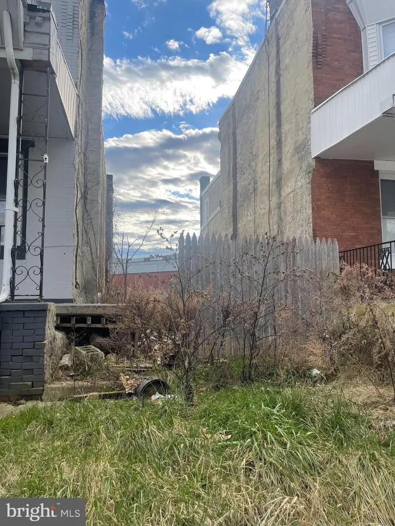 2340 W Tioga St, Philadelphia, PA 19140 - Image #1