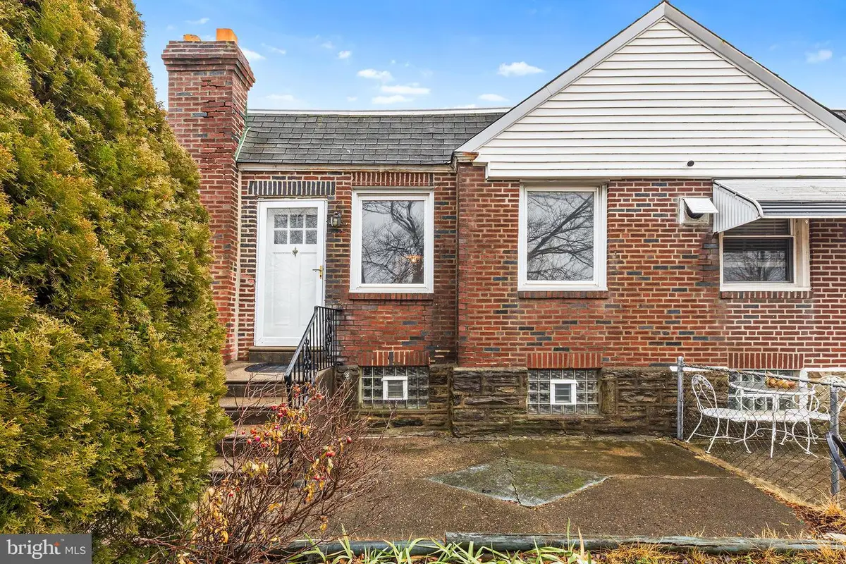 6803 Algard St, Philadelphia, PA 19135 - #1