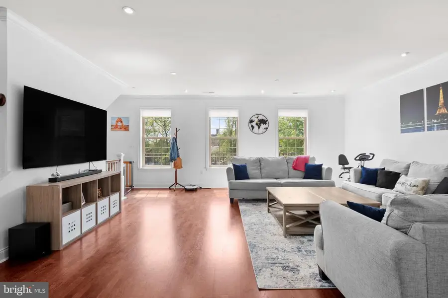 303 Surgeon Generals Ct, Philadelphia, PA 19146 - Image #3