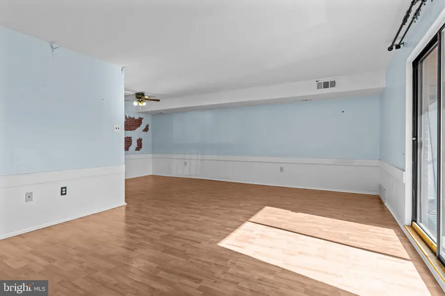 3750 Clarendon Ave #3, Philadelphia, PA 19114 - Image #3