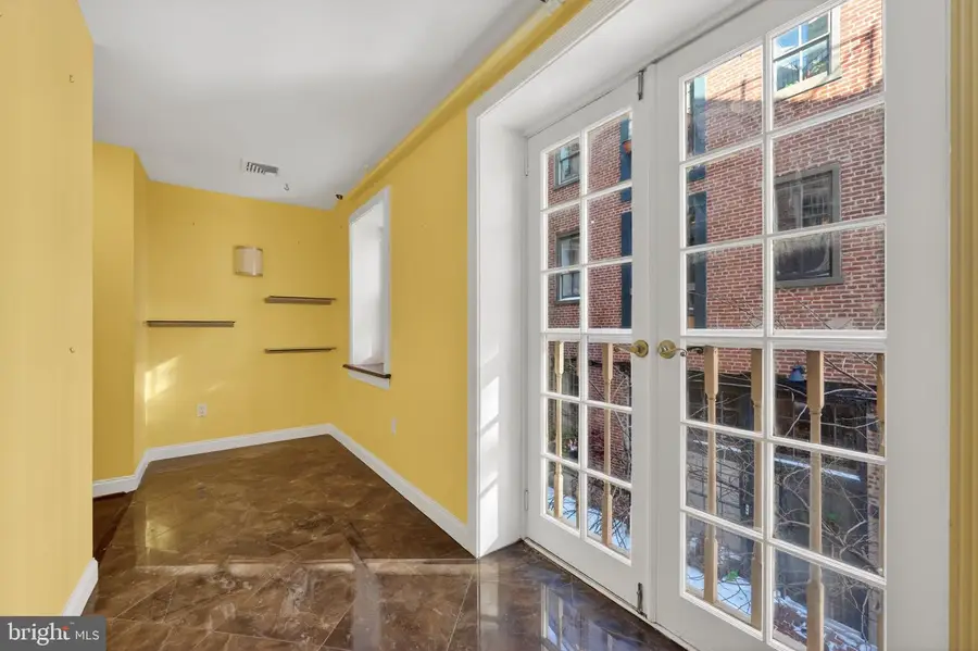 126 Cuthbert St #3, Philadelphia, PA 19106 - Image #3