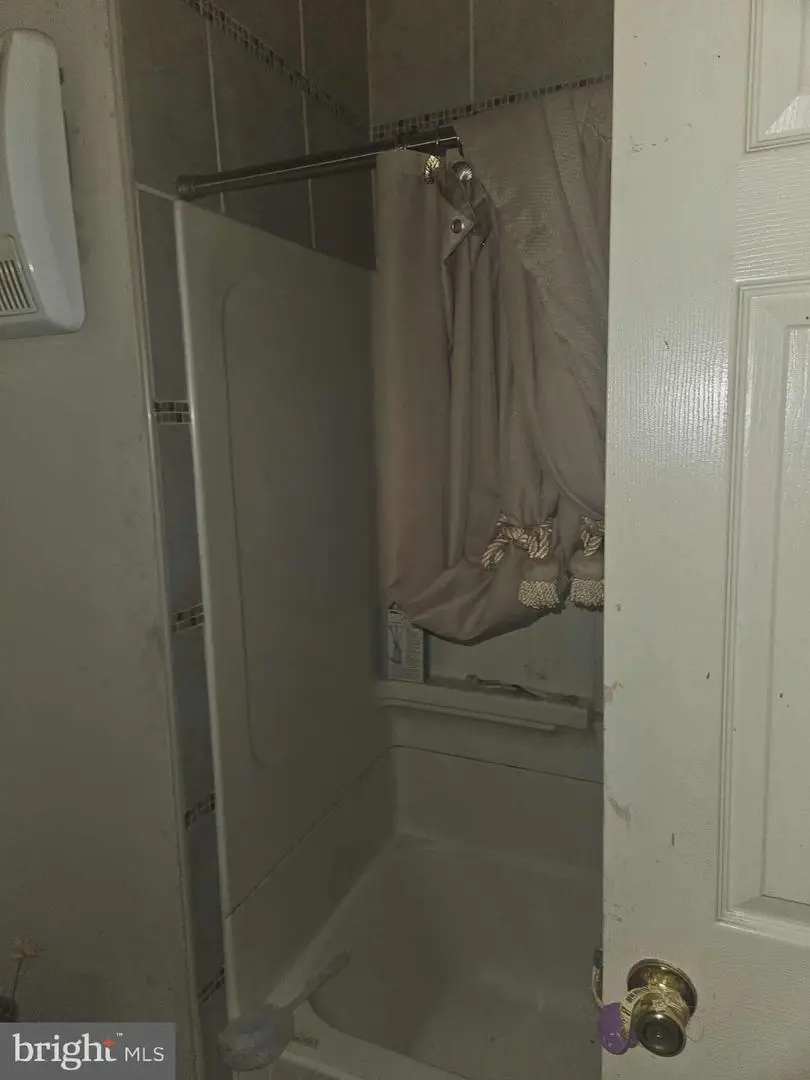 5318 Cedar Ave, Philadelphia, PA 19143 - Image #2