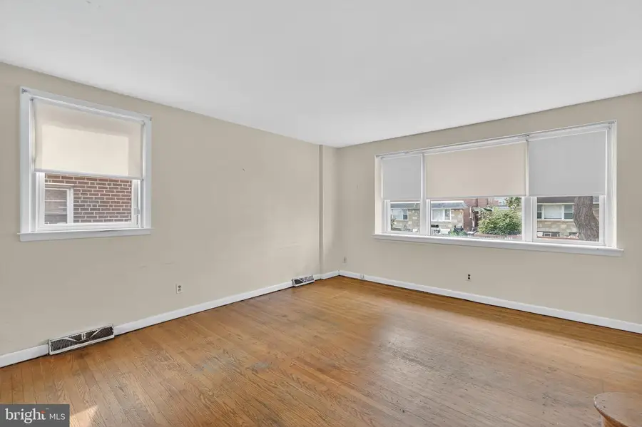 1711 Kendrick St, Philadelphia, PA 19152 - Image #3