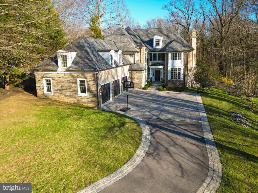 732 Saint Andrews Rd, Philadelphia, PA 19118 - #3