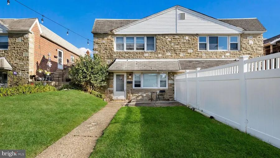 8127 Langdon St, Philadelphia, PA 19152 - Image #2