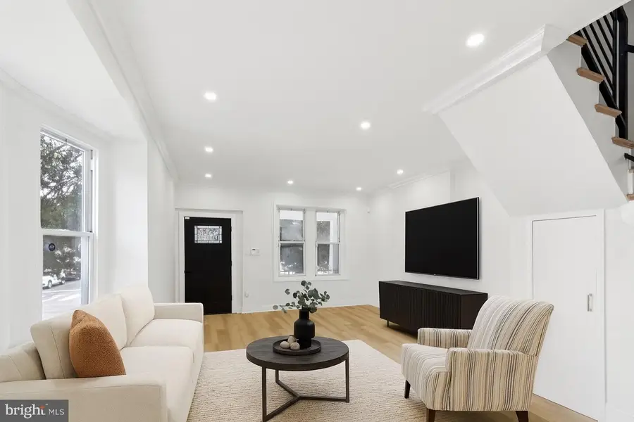 137 W Manheim St, Philadelphia, PA 19144 - Image #2