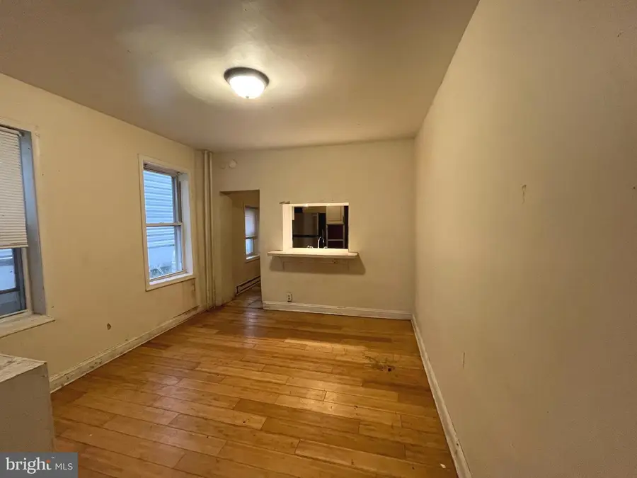 2035 W Oxford St, Philadelphia, PA 19121 - Image #2