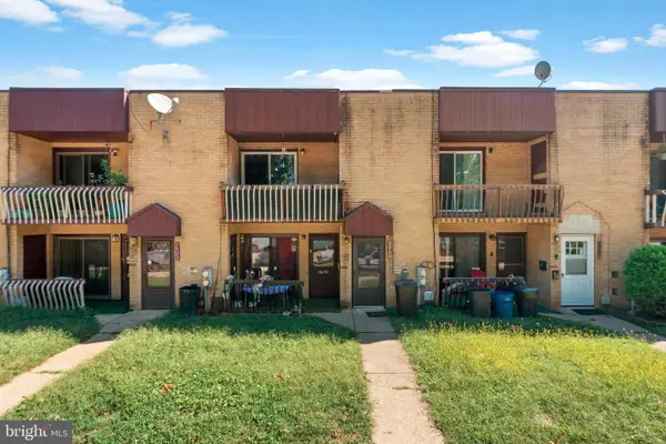 7521 Calvert St, PHILADELPHIA, PA 19152