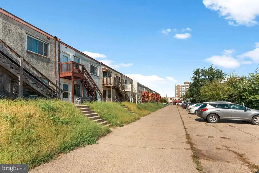 7521 Calvert St, Philadelphia, PA 19152 - Image #2