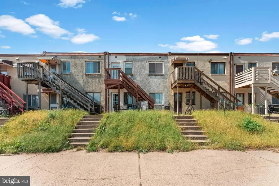 7521 Calvert St, Philadelphia, PA 19152 - Image #3