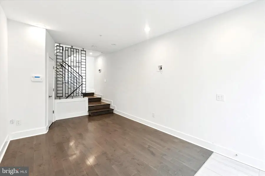 774 S Hicks St, Philadelphia, PA 19146 - #3
