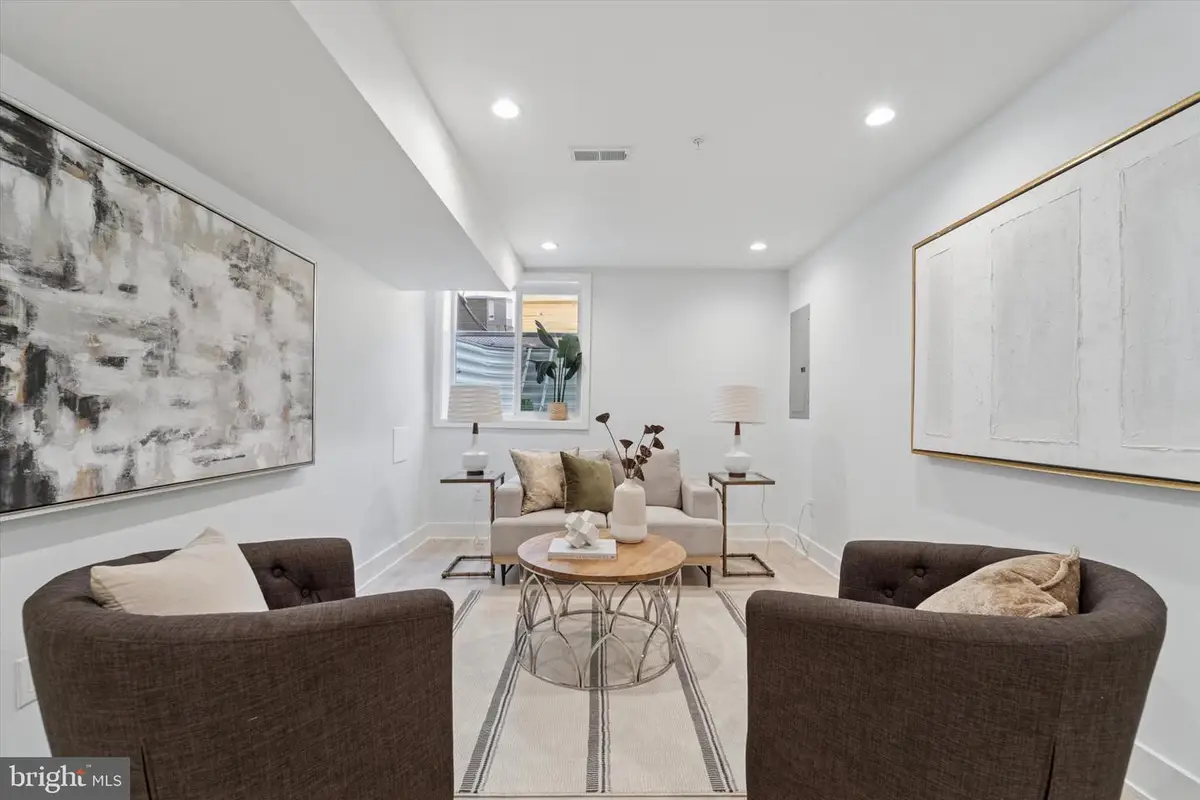 2751 E Pacific St, Philadelphia, PA 19134 - Image #1