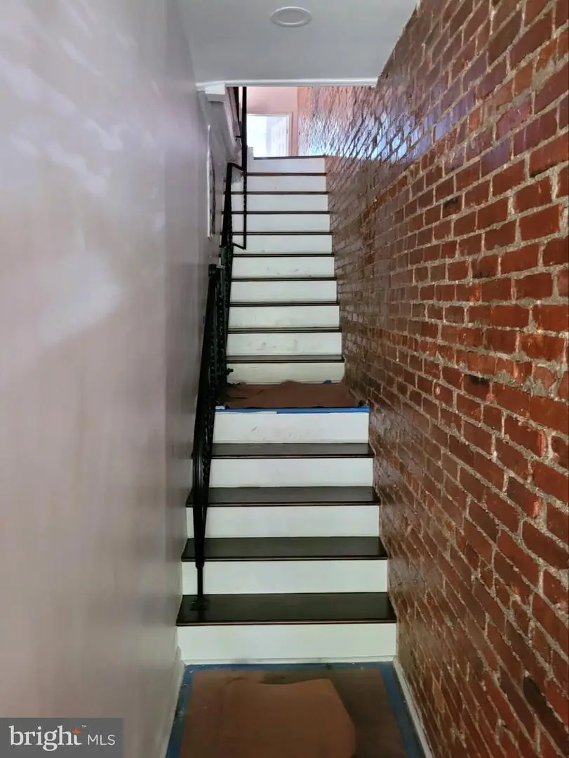 705 S 52nd St, Philadelphia, PA 19143 - Image #1