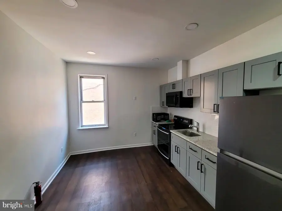 705 S 52nd St, Philadelphia, PA 19143 - Image #3