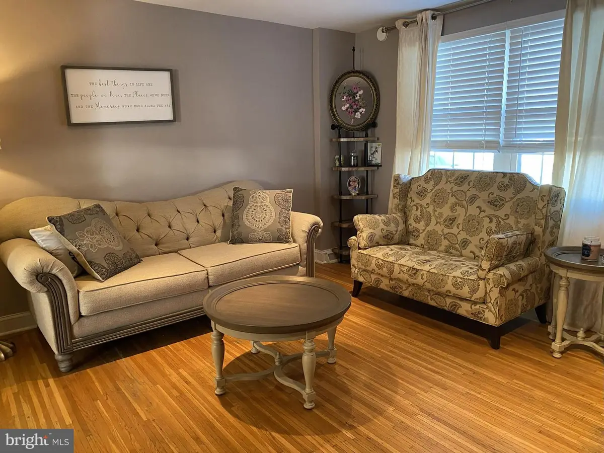 1804 S 28th St, Philadelphia, PA 19145 - Image #1