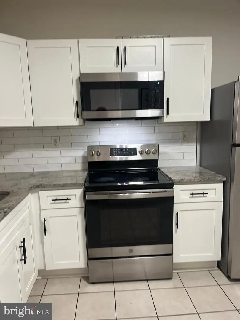 725 W Luzerne St, Philadelphia, PA 19140 - Image #3