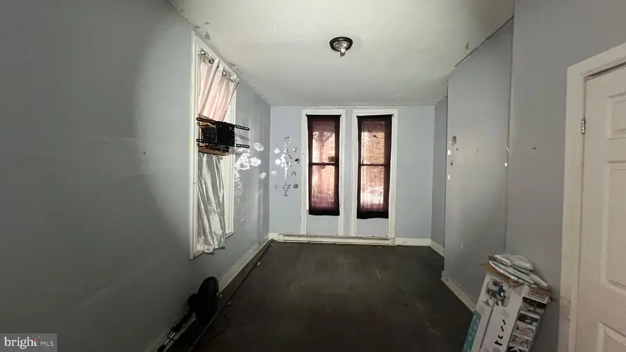 2016 E Madison St, Philadelphia, PA 19134 - Image #3