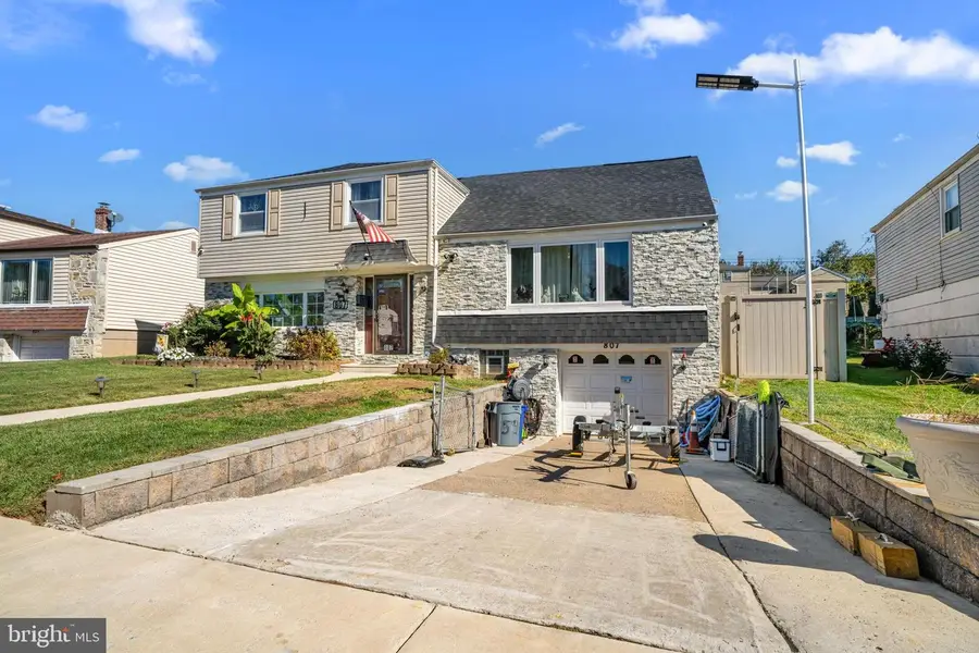 807 Larkspur St, Philadelphia, PA 19116 - Image #2