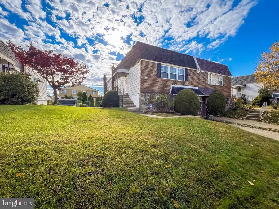 11715 Jeanes St, Philadelphia, PA 19116 - Image #3