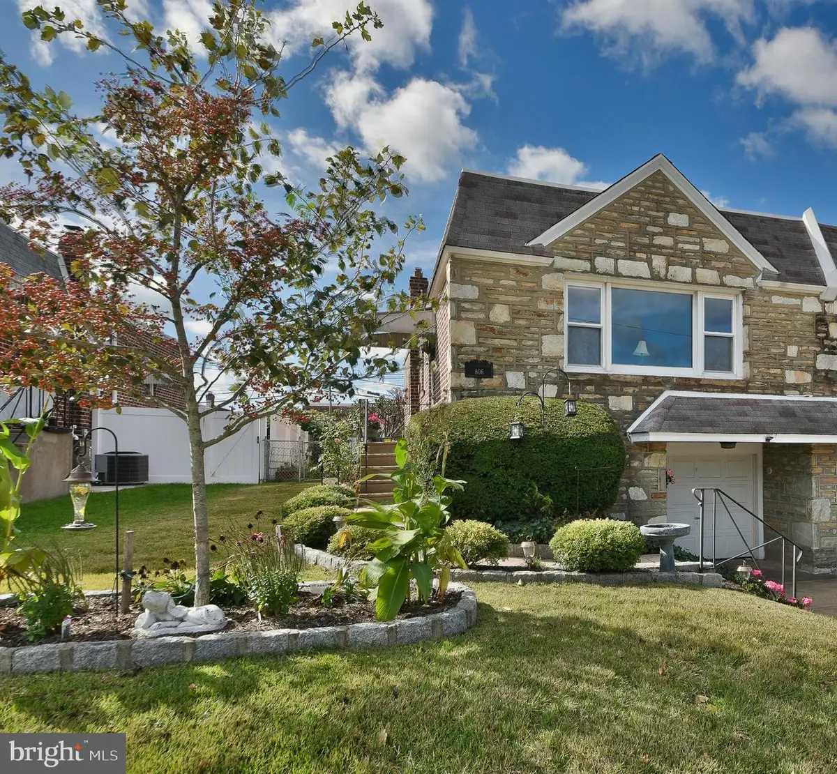 806 Griffith St, Philadelphia, PA 19111 - Image #1