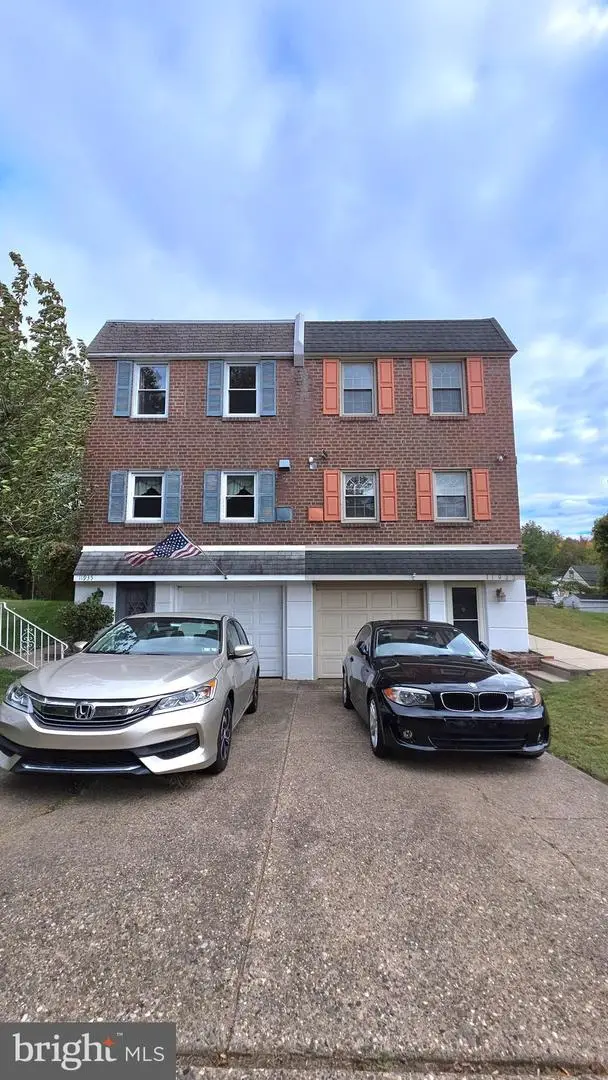 11933 Stevens Rd, Philadelphia, PA 19116 - Image #2