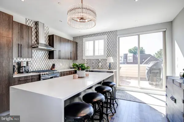 158 Kalos St, PHILADELPHIA, PA 19128