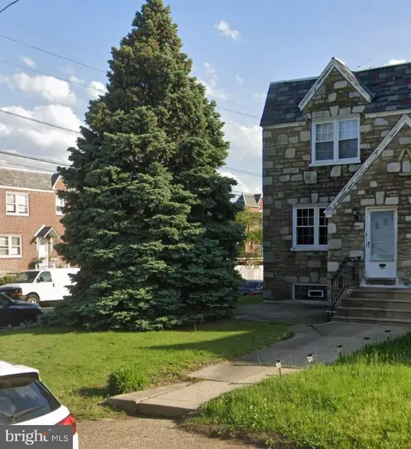 1238 Glenview St, PHILADELPHIA, PA 19111