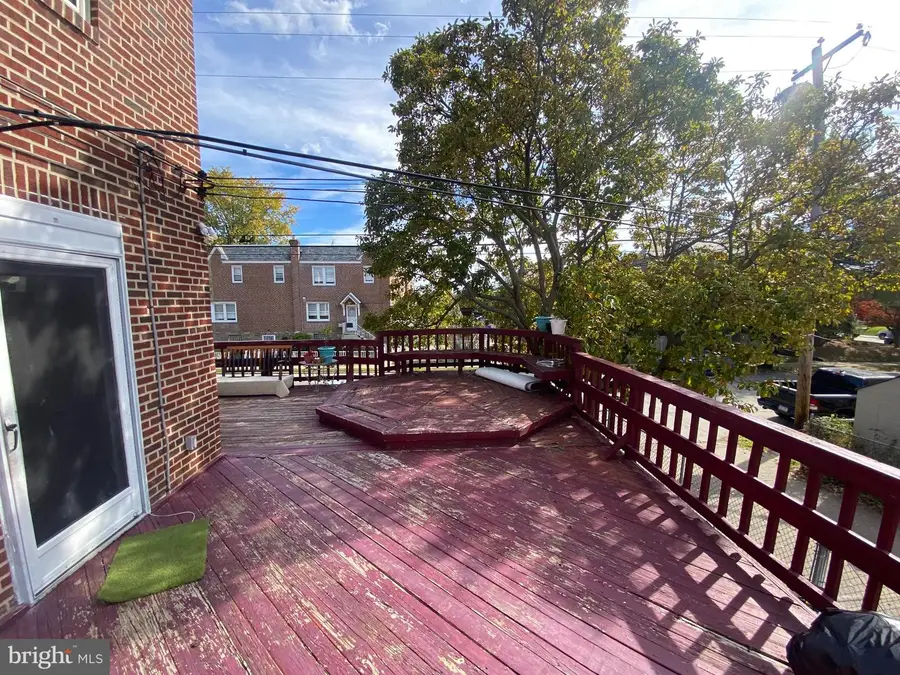 1238 Glenview St, Philadelphia, PA 19111 - Image #2