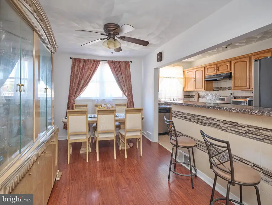 1053 Van Kirk St, Philadelphia, PA 19149 - Image #2