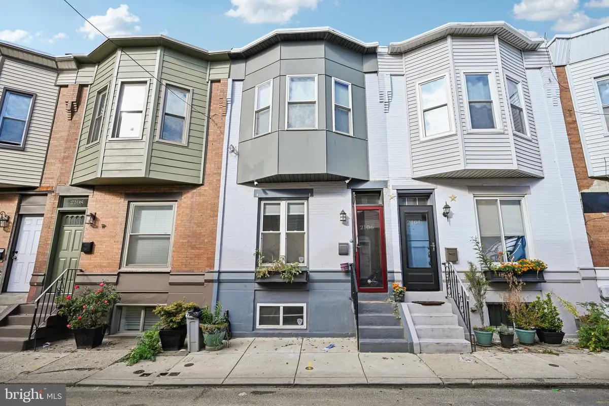 2106 S Garnet St, Philadelphia, PA 19145 - Image #1