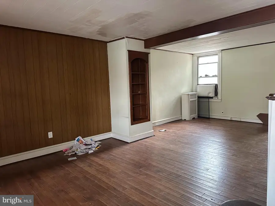 318 Devereaux Ave, Philadelphia, PA 19111 - Image #3