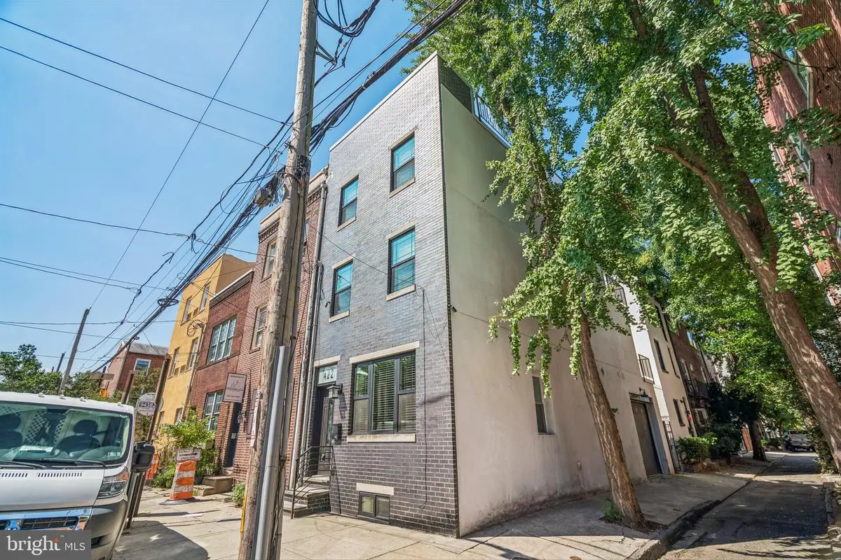 422 S 20th St, Philadelphia, PA 19146 - #1