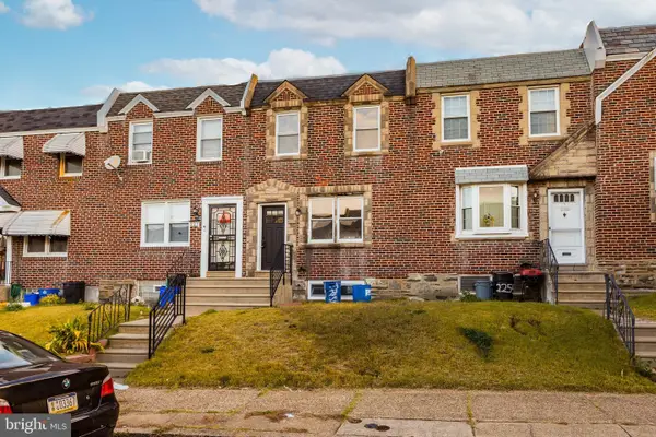 223 Stearly St, PHILADELPHIA, PA 19111