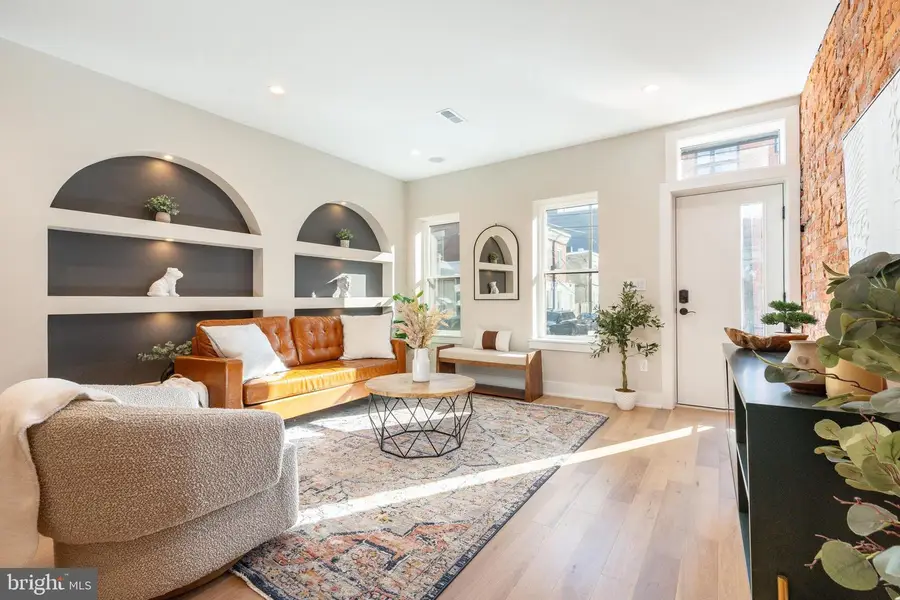 2033 Dickinson St, Philadelphia, PA 19146 - Image #3