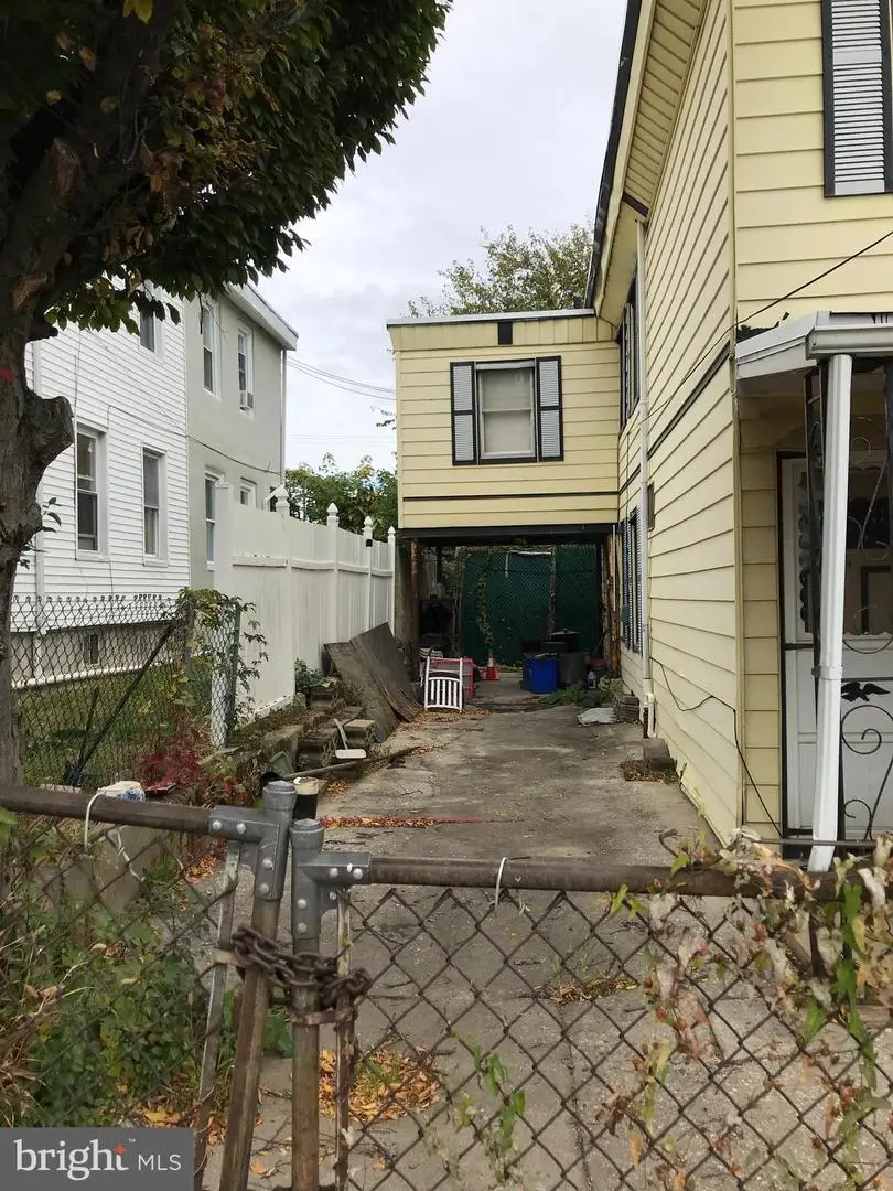 6119 Noble St, Philadelphia, PA 19151 - Image #2