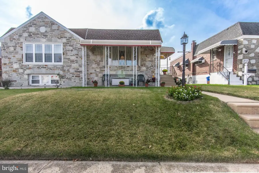 8931 Blue Grass Rd, Philadelphia, PA 19152 - Image #3