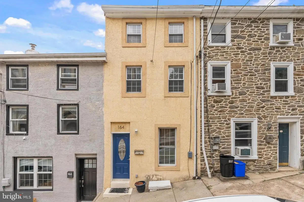 164 Grape St, Philadelphia, PA 19127 - Image #1