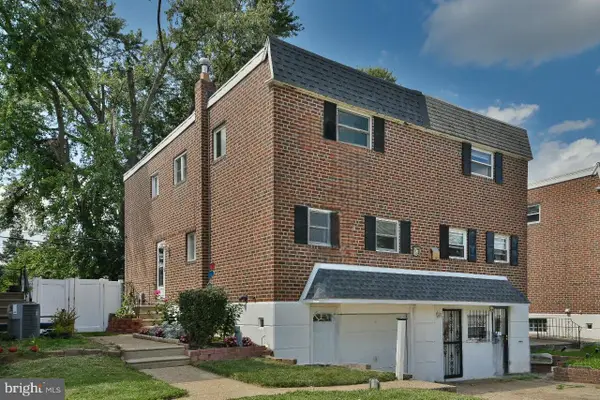 2742 Welsh Rd, PHILADELPHIA, PA 19152