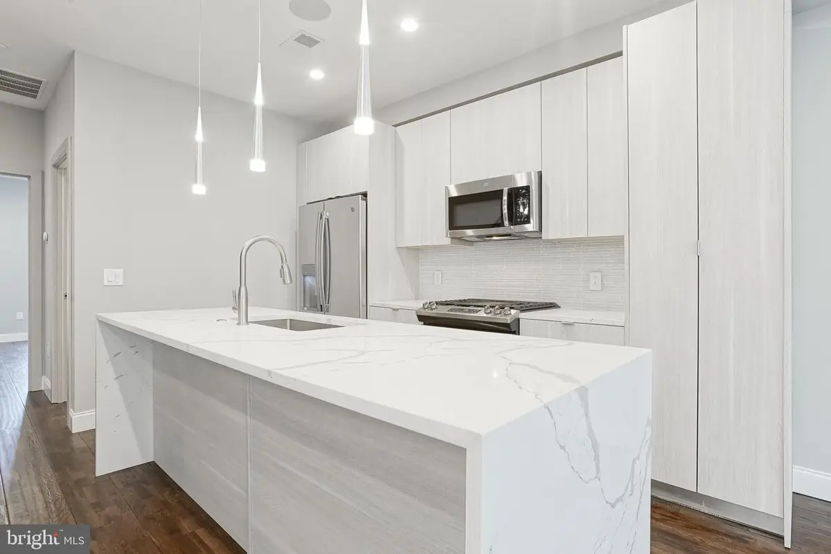 1630 Cambridge St #b, Philadelphia, PA 19130 - Image #1