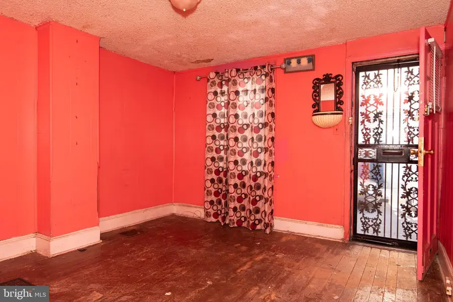 5338 Newhall St, Philadelphia, PA 19144 - #2