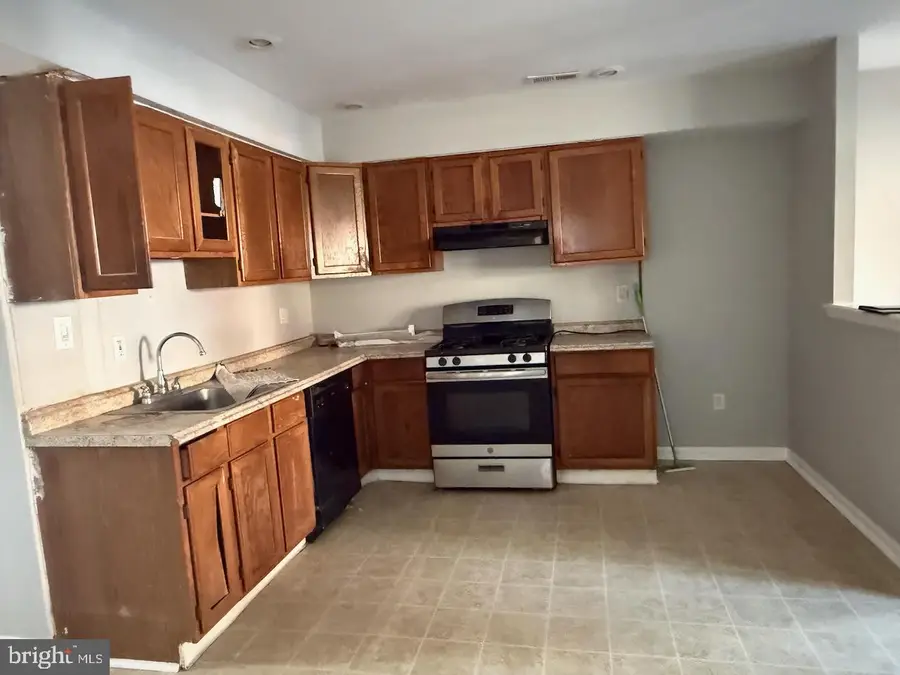 202 Robbins St, Philadelphia, PA 19111 - Image #3