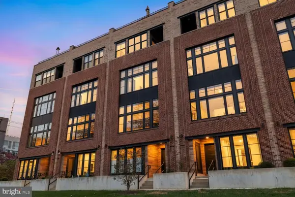 4586 Riverside Way, PHILADELPHIA, PA 19127