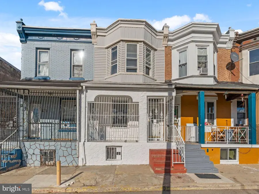 723 W Schiller St, Philadelphia, PA 19140 - Image #2