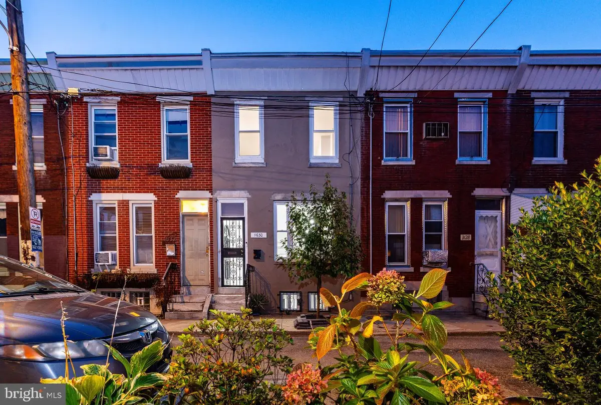 1630 S Hicks St, Philadelphia, PA 19145 - Image #1