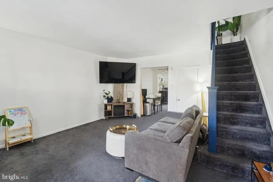 1144 Atwood Rd, Philadelphia, PA 19151 - Image #2