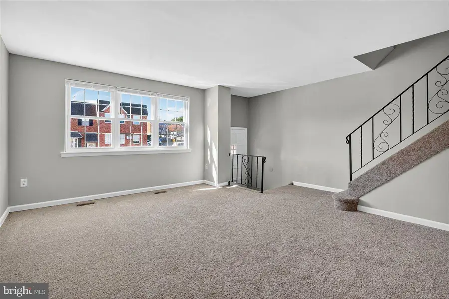 4703 Saint Denis Dr, Philadelphia, PA 19114 - Image #3