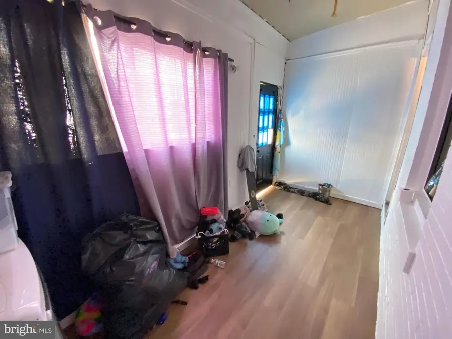 718 W Butler St, Philadelphia, PA 19140 - Image #3